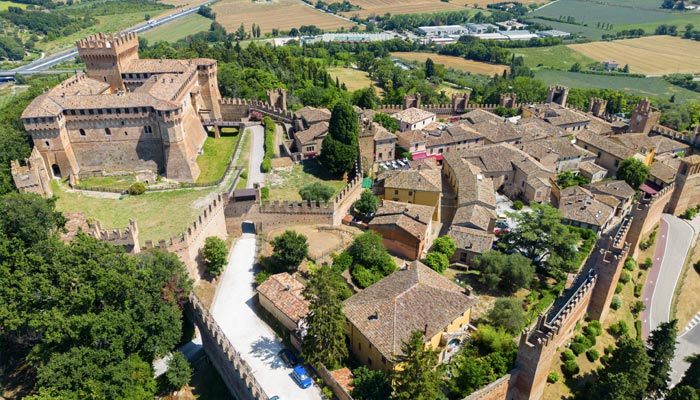Overview of the city of Gradara