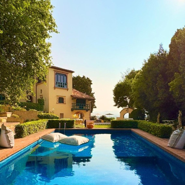 DAY POOL & SPA