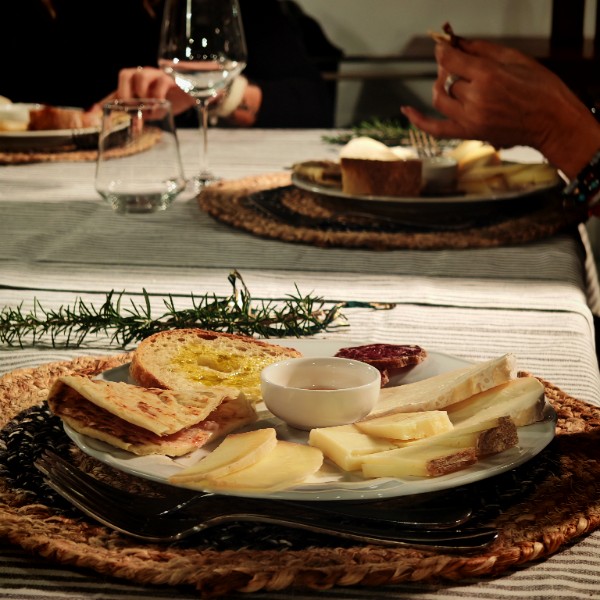 CONVIVIAL DINNER EXPERIENCE – 1 Night of Taste, Storytelling & Tradition