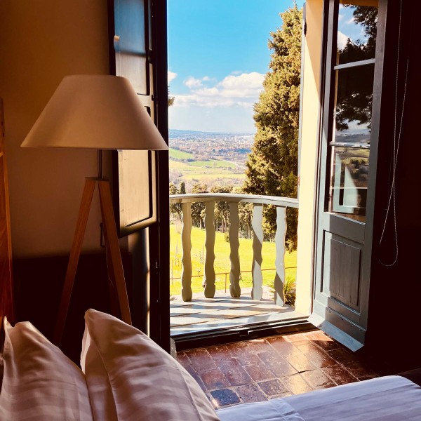 SPRING BREAK - 1 night,dinner,spa and massage